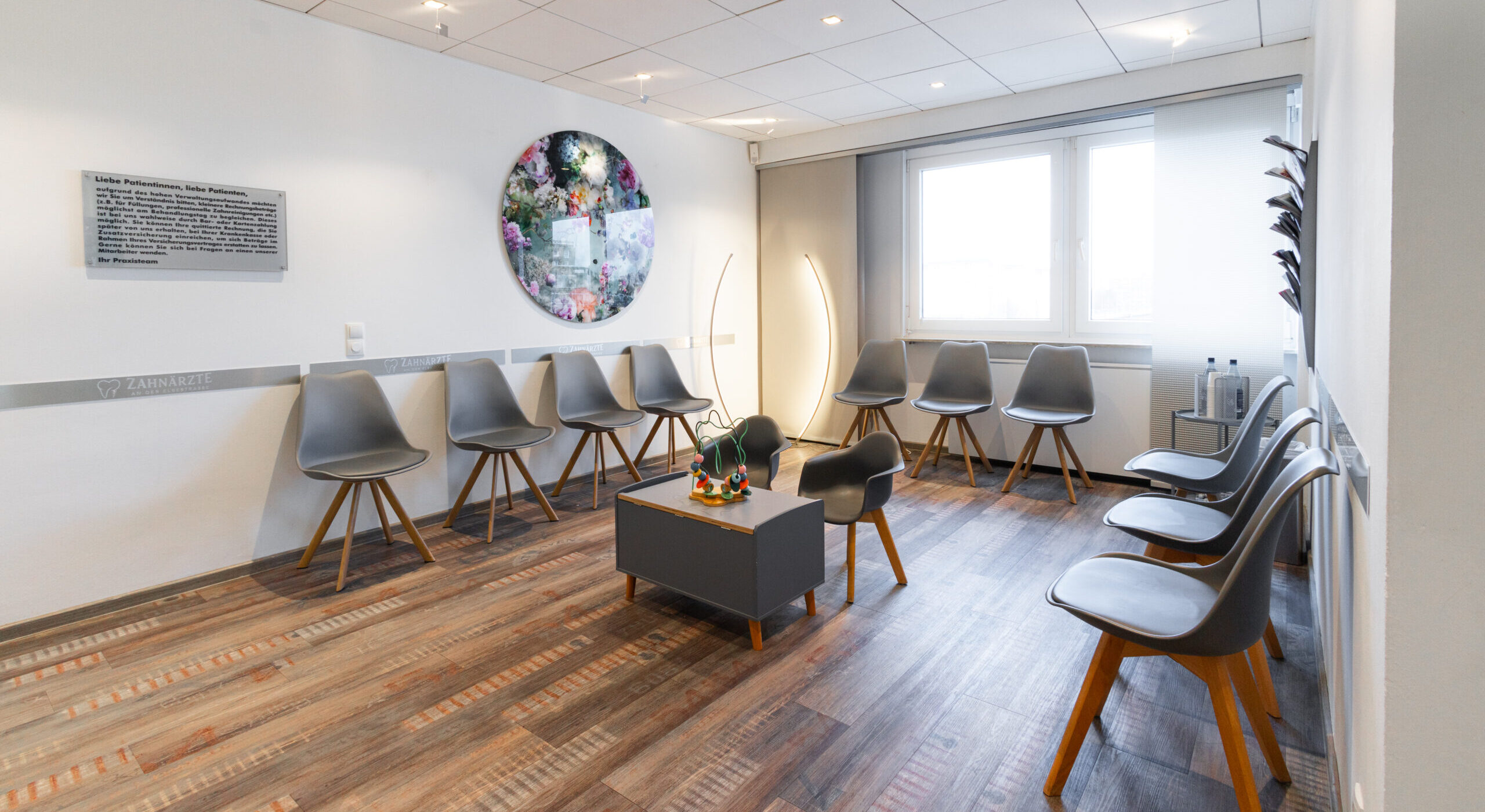 Wartezimmer Zahnarzt